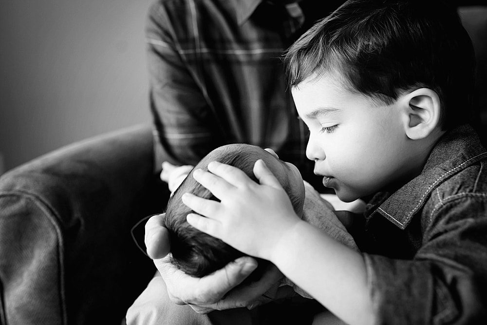 newborn photographer toledo ohio