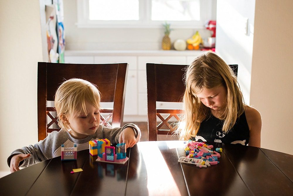 Findlay Ohio Photographer two kids playing with shopkins photo by cynthia dawson photography 