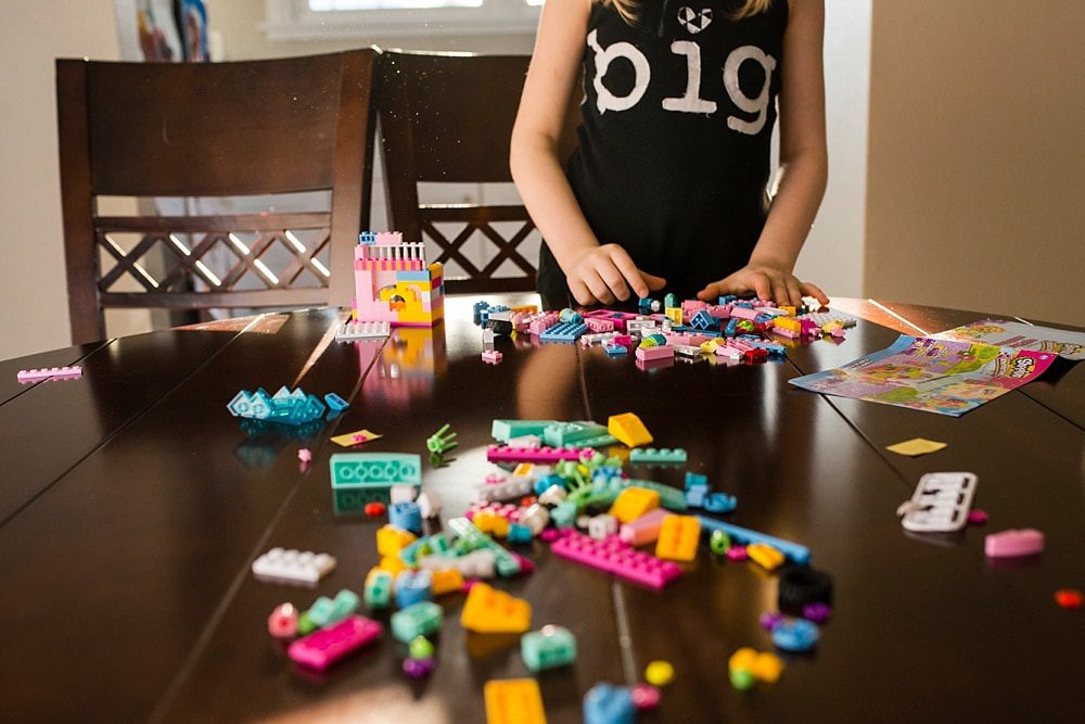 Findlay Ohio Photographer girl with shopkins photo by cynthia dawson photography 