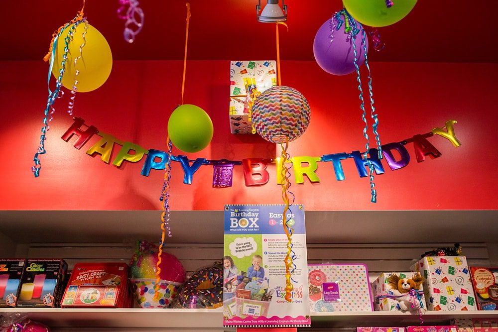 Learning Express Toys Maumee birthday corner photo by Cynthia Dawson Photography 