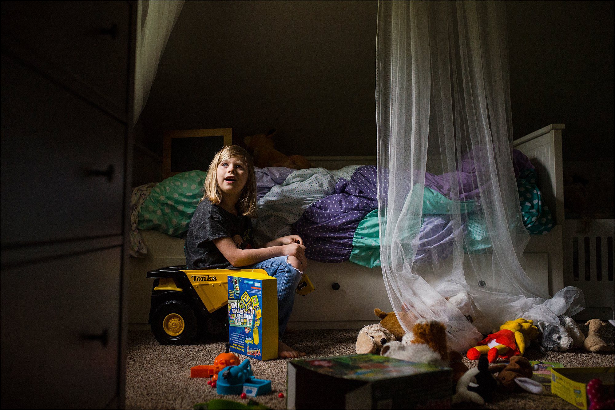 Toledo Lifestyle Photos girl in messy room photo by Cynthia Dawson Photography