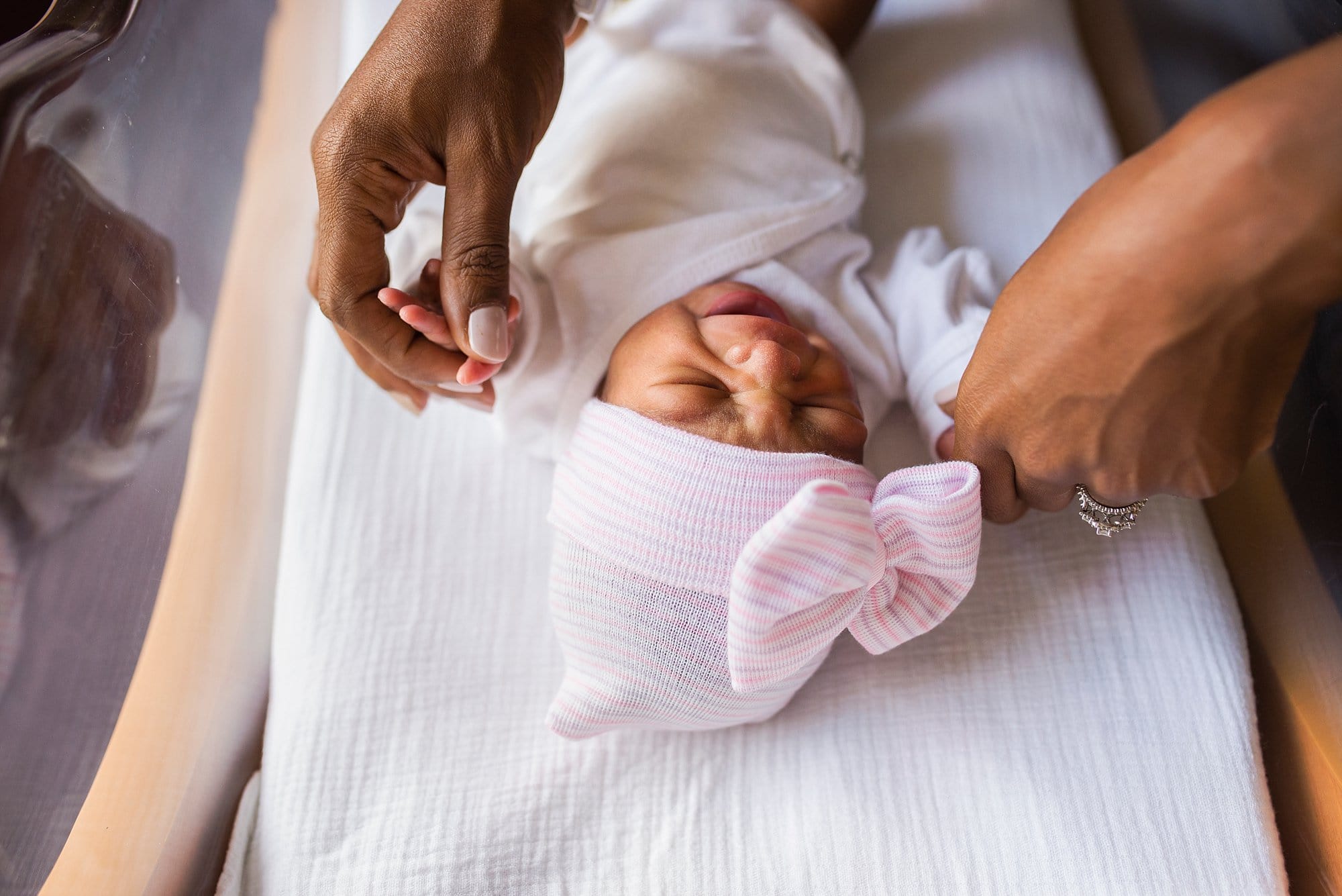 Toledo Ohio Newborn Hospital Photos newborn crying in hospital photo by Cynthia Dawson Photography