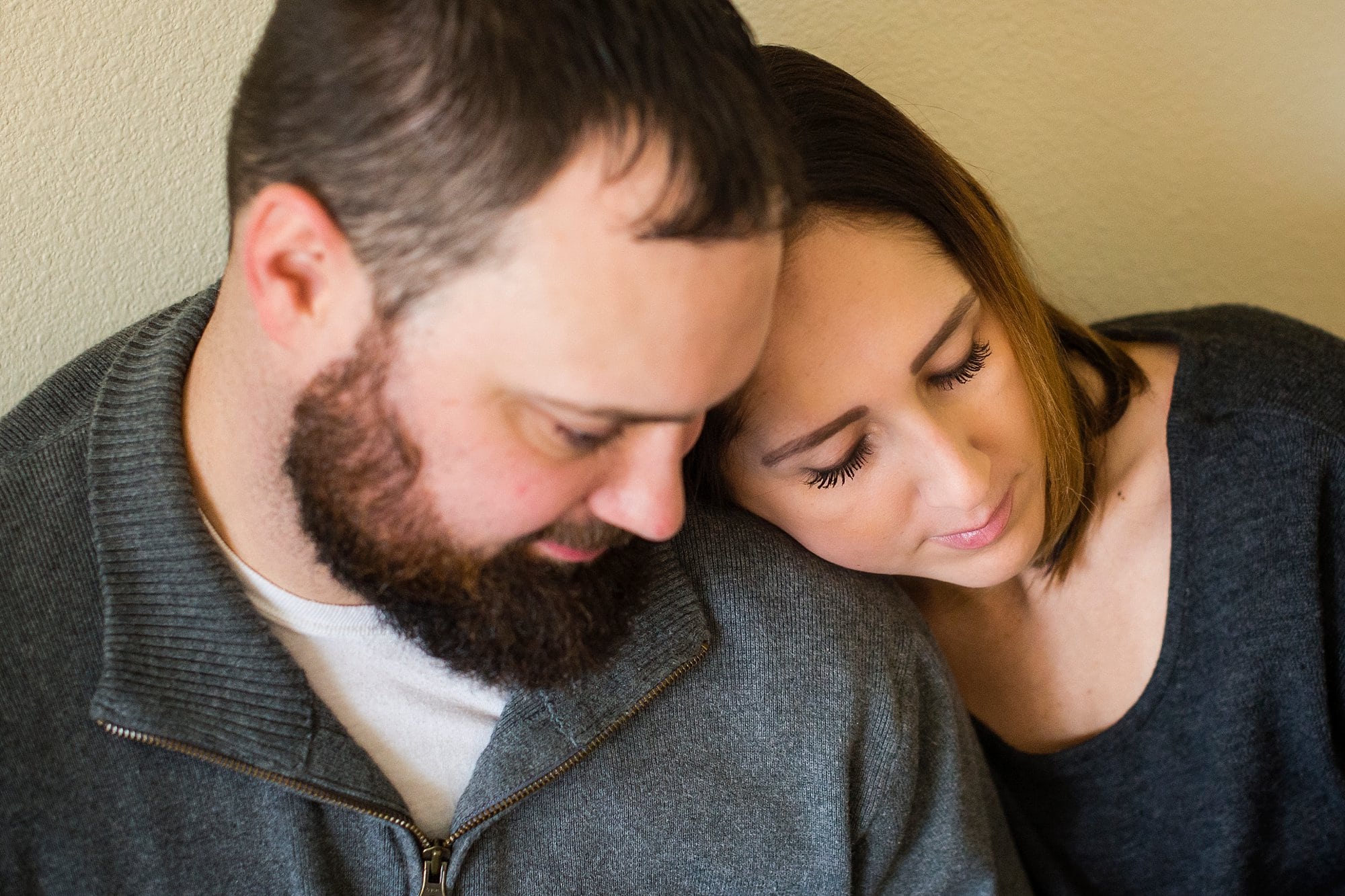 toledo ohio couple photographer couple together in love photo by cynthia dawson photography