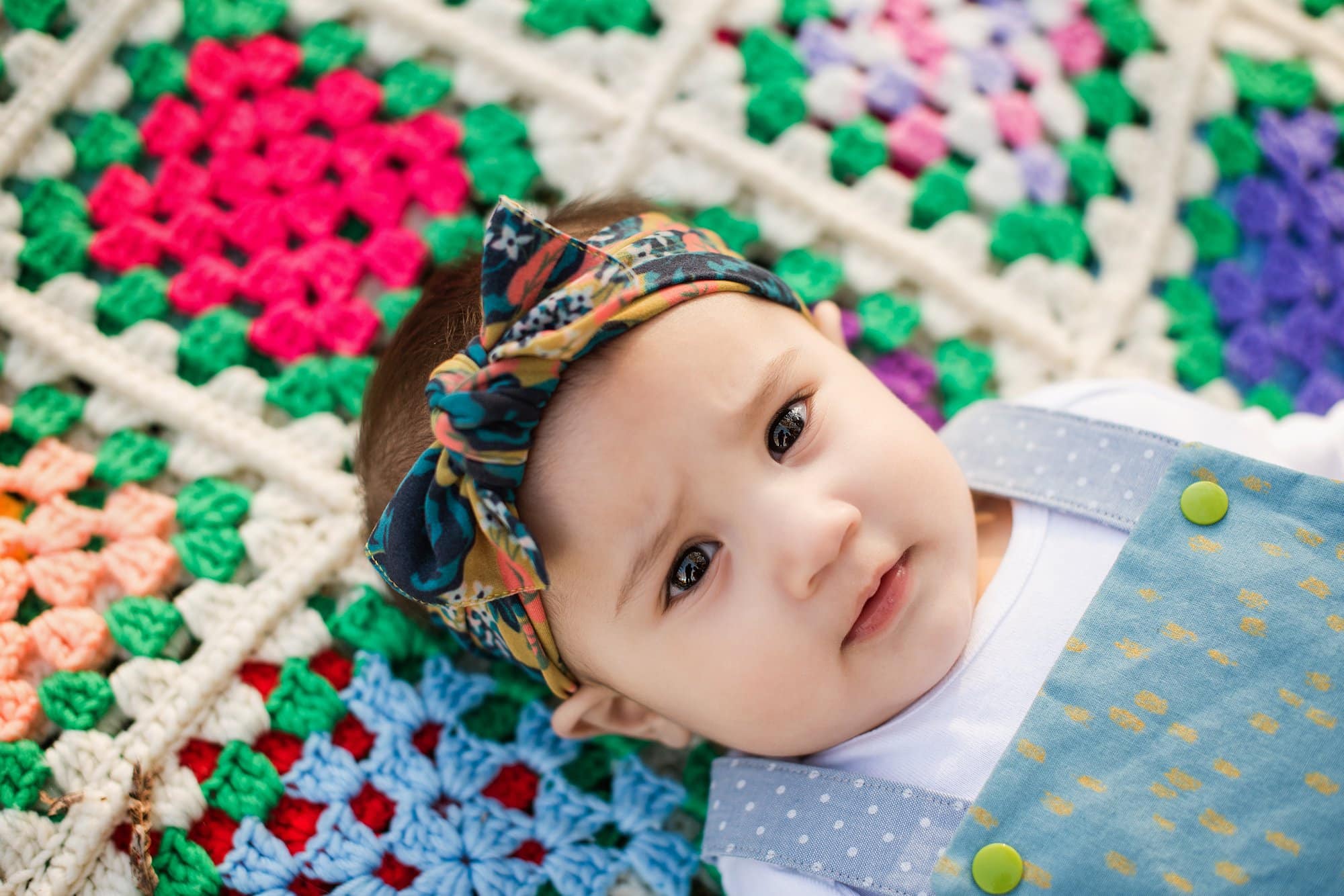 Toledo Lifestyle Family Photographer baby looking at camera photo by cynthia dawson photography