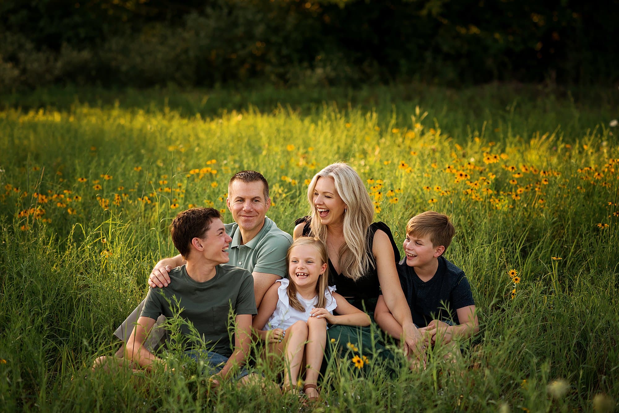 family photo session toledo ohio photo by cynthia dawson photography 