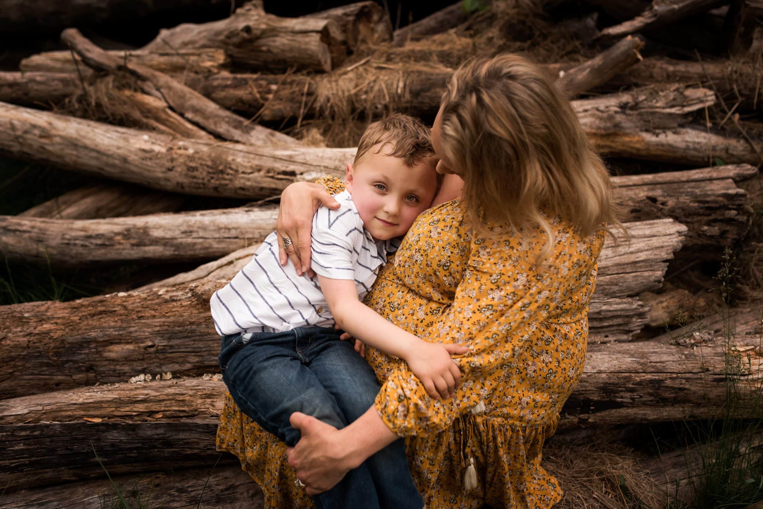 Toledo Lifestyle Photo Session mother holding son photo by cynthia dawson photography 