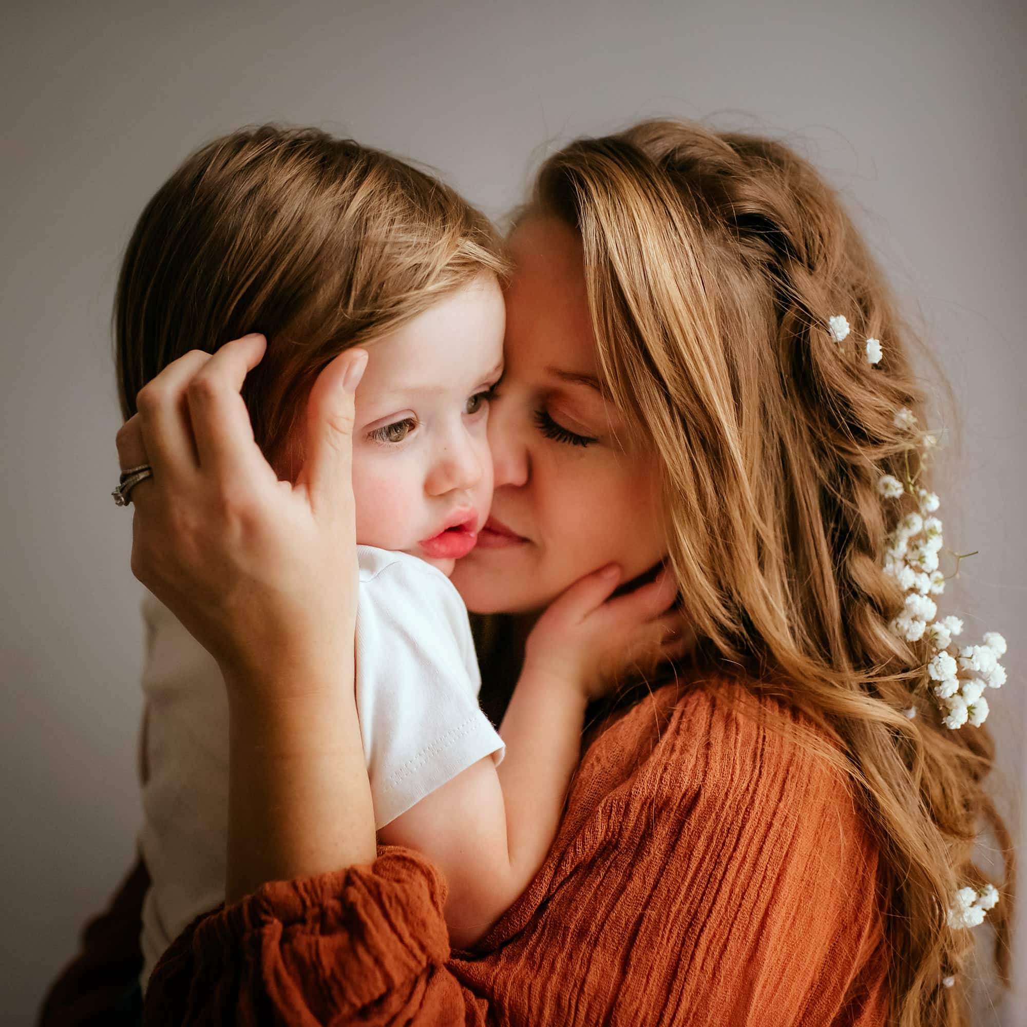 motherhood portraits toledo ohio