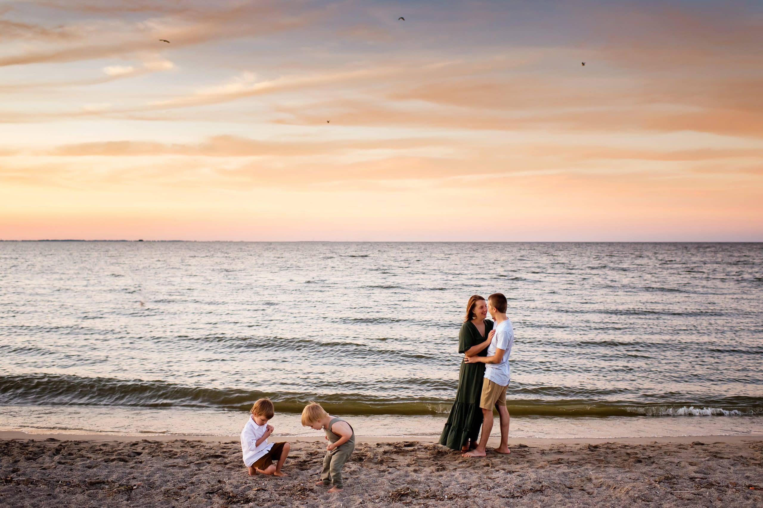 Family Photos at Maumee Bay