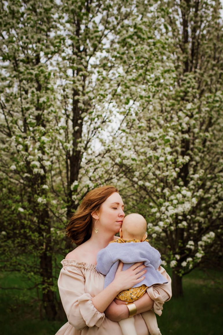 motherhood photo session in toledo ohio