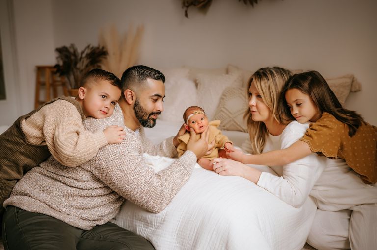 family newborn photo session toledo ohio