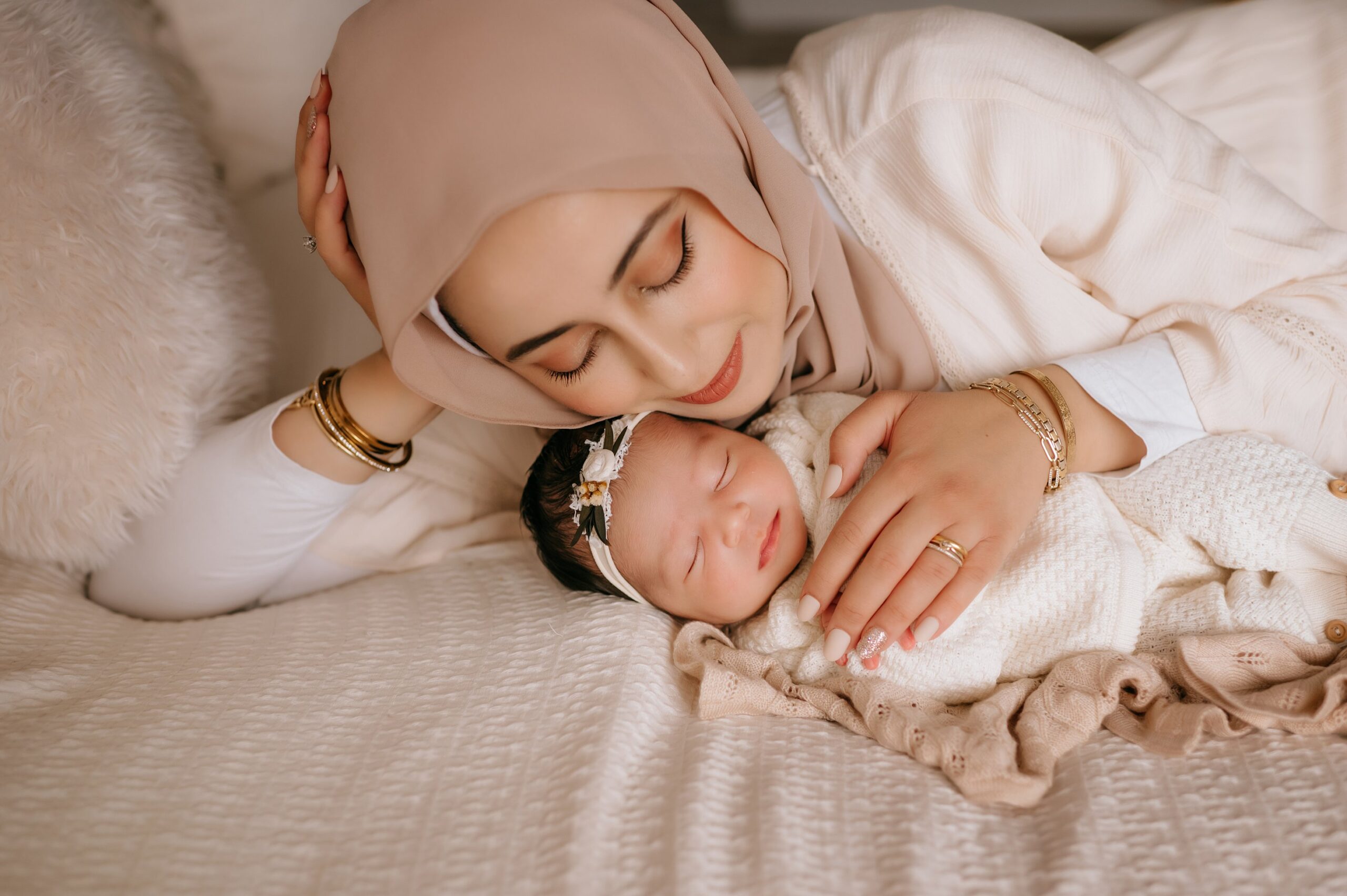 best newborn photographer toledo ohio