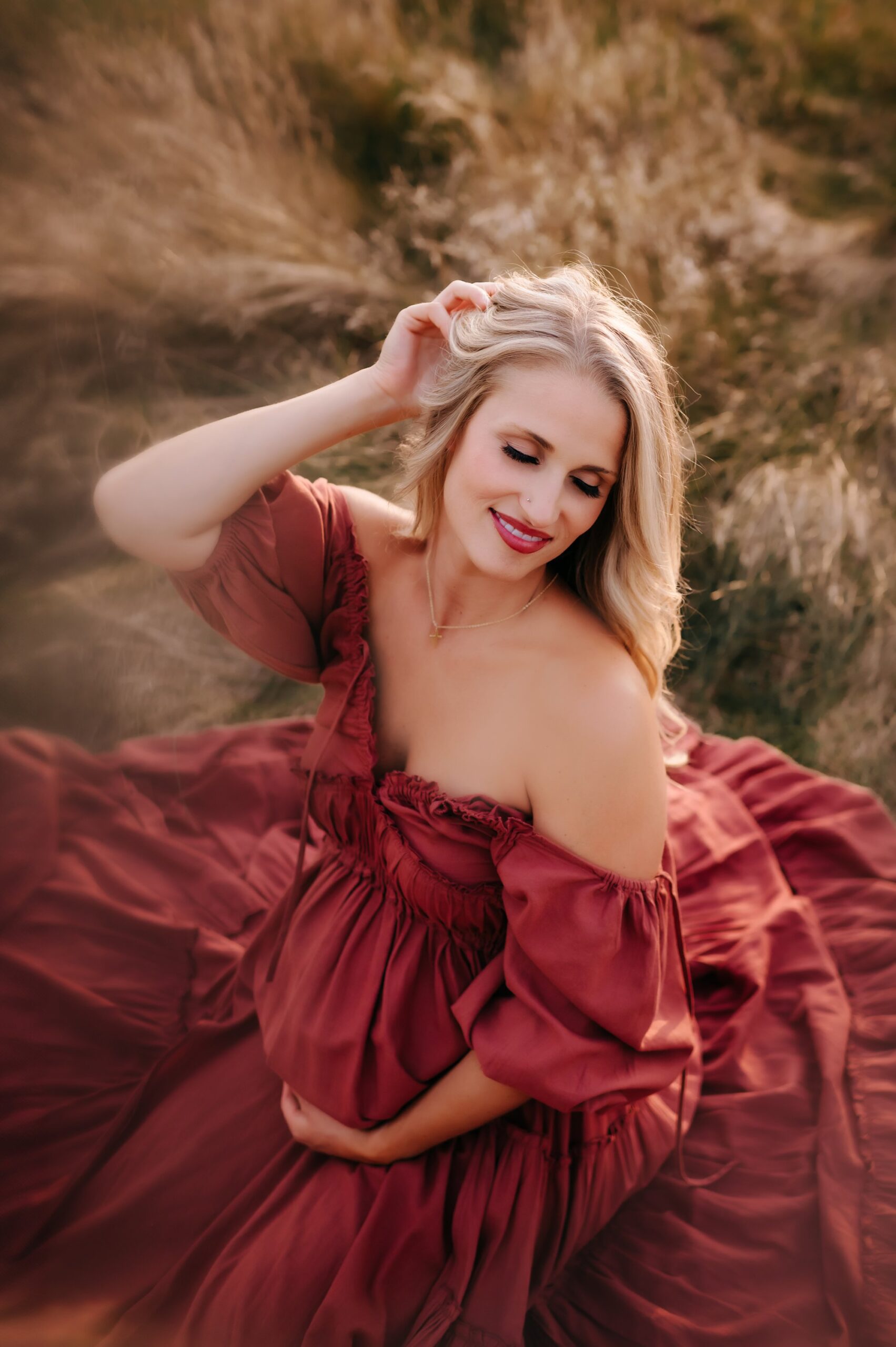 Outdoor Maternity Photoshoot in Toledo