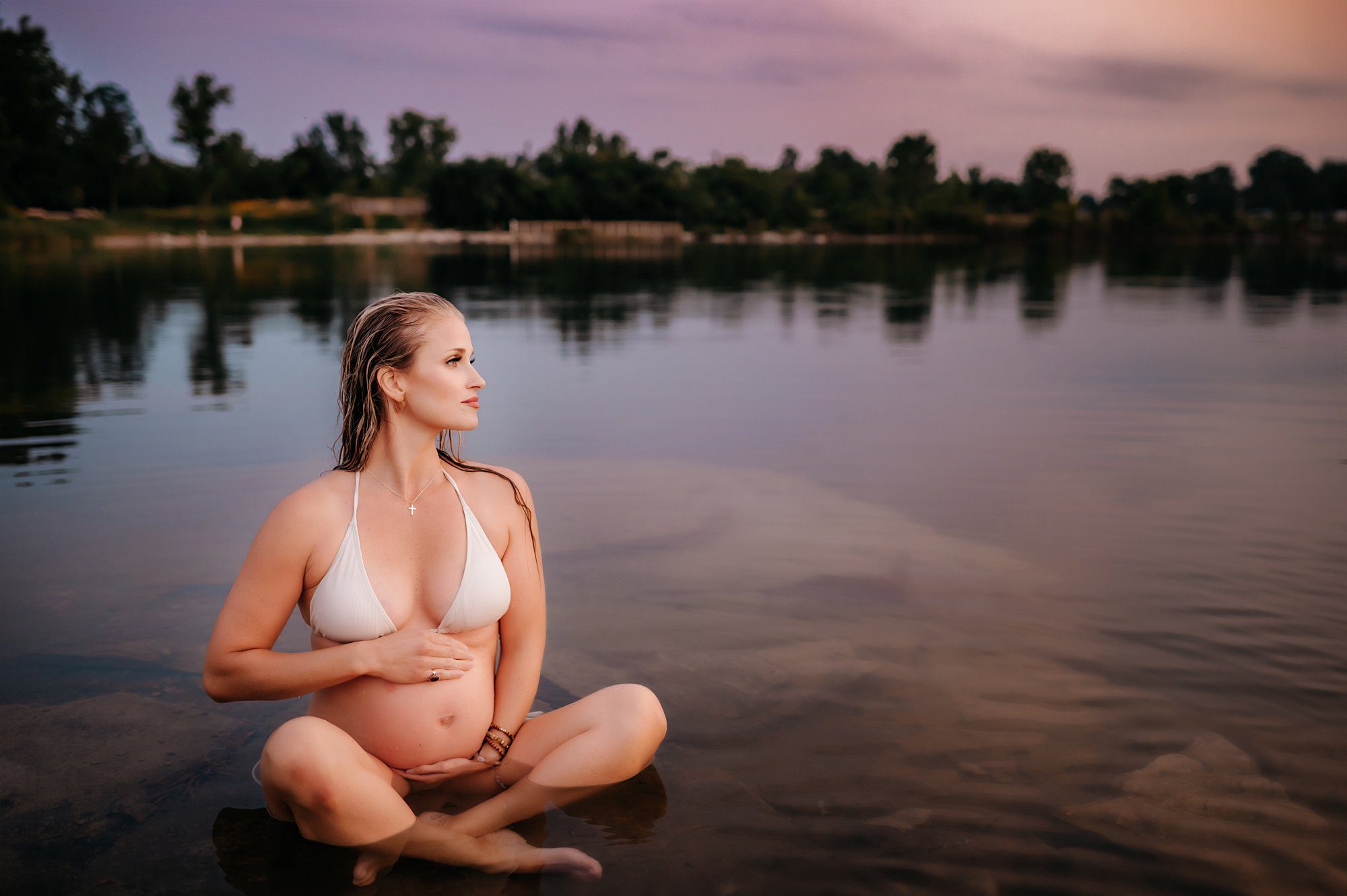Outdoor Maternity Photoshoot in Toledo