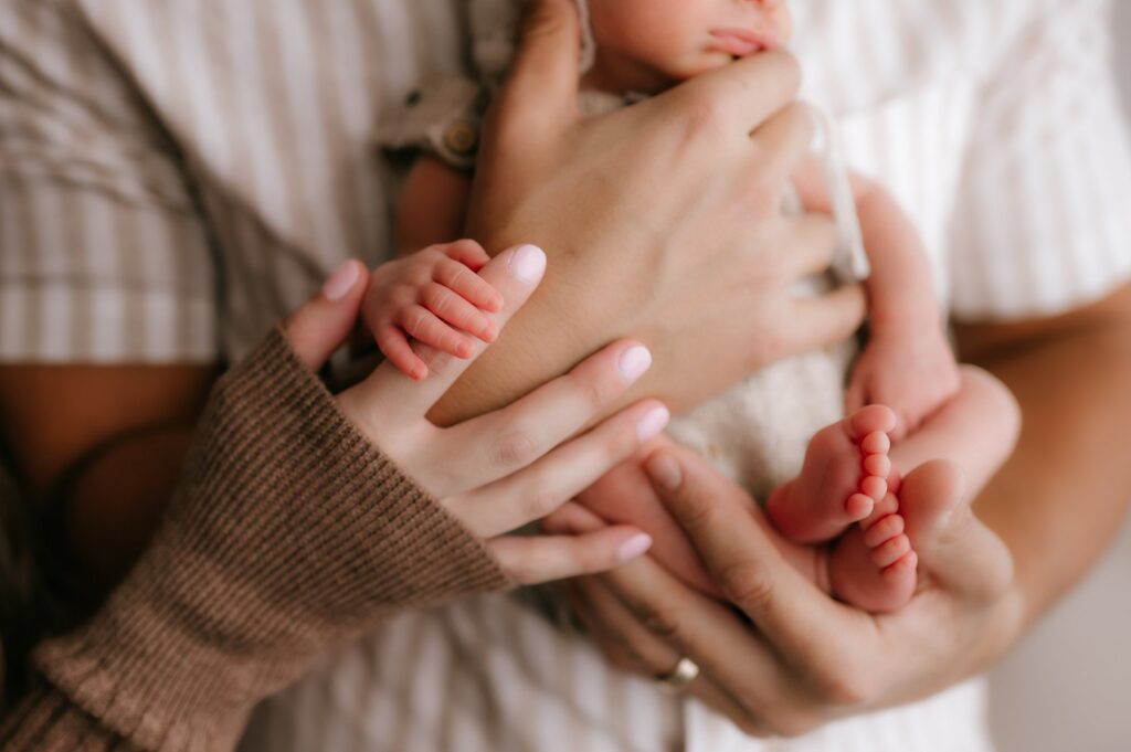 Best Toledo Ohio Newborn Photographer