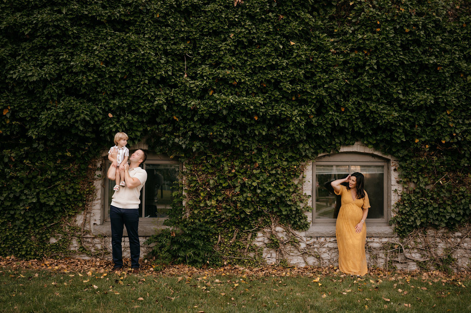 when should i schedule a maternity session?