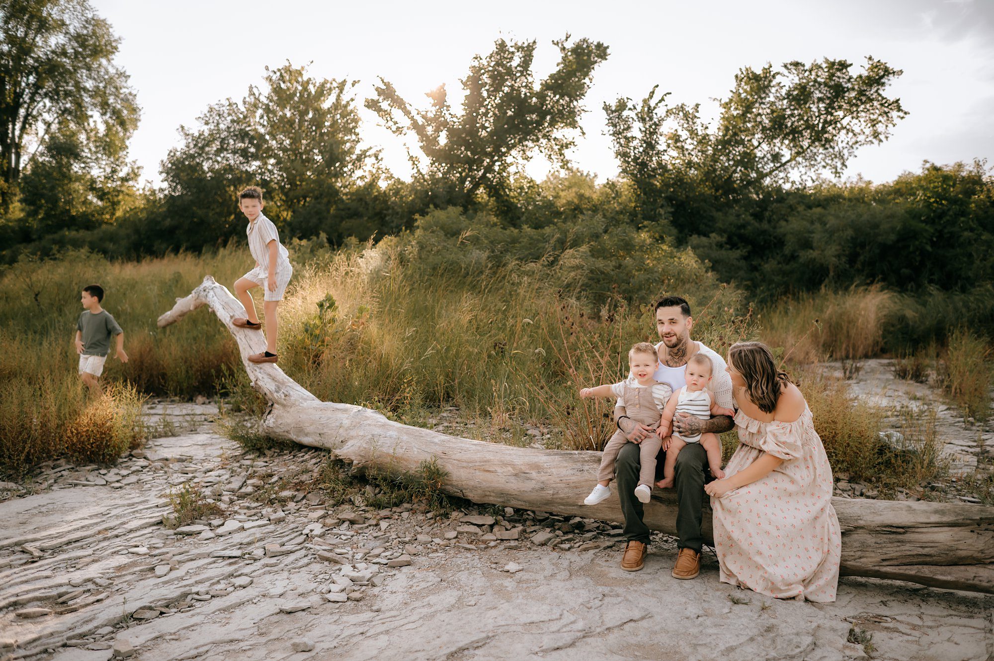 family photos at side cut park ohio