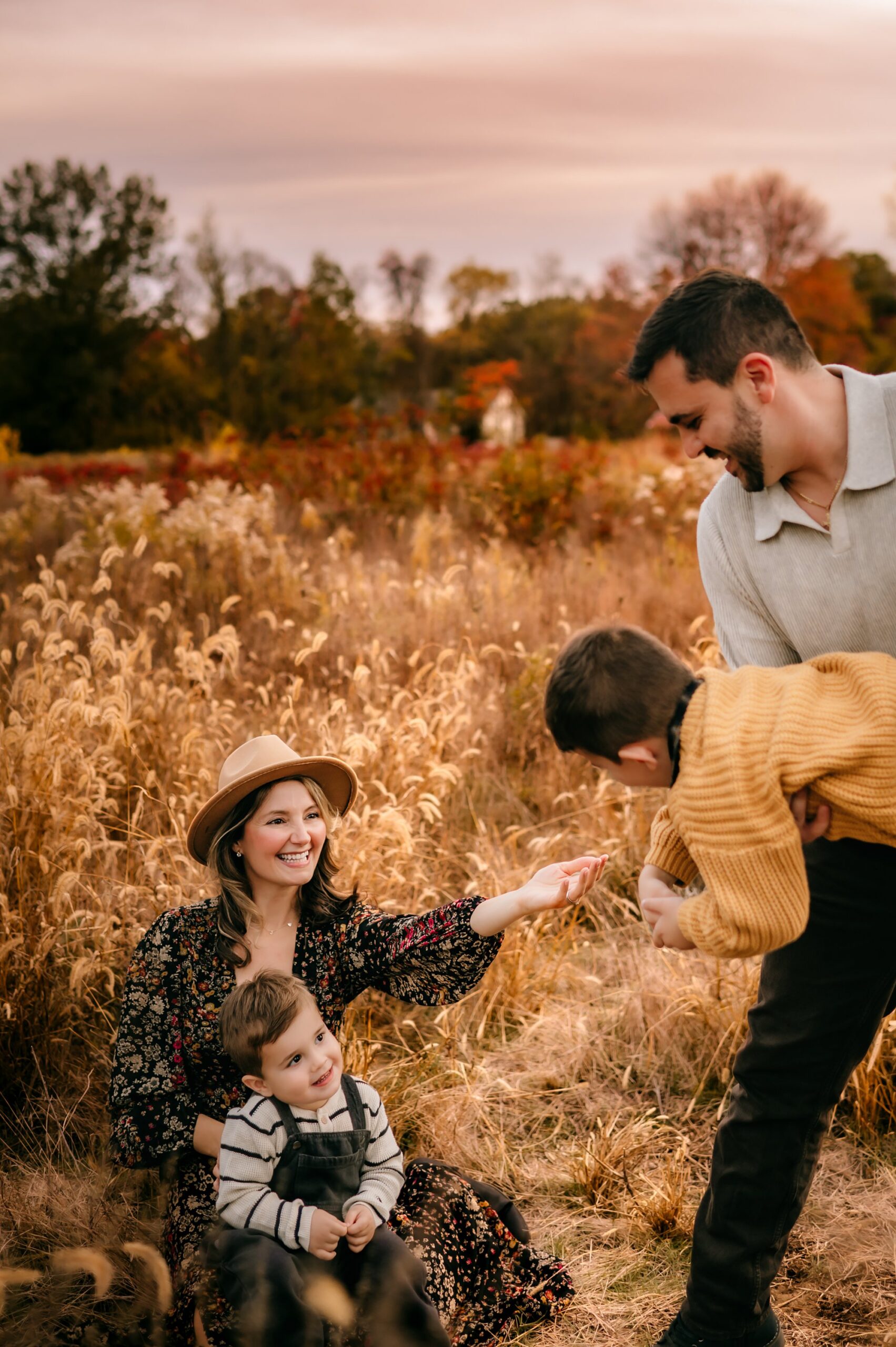 fall family photos in toledo ohio