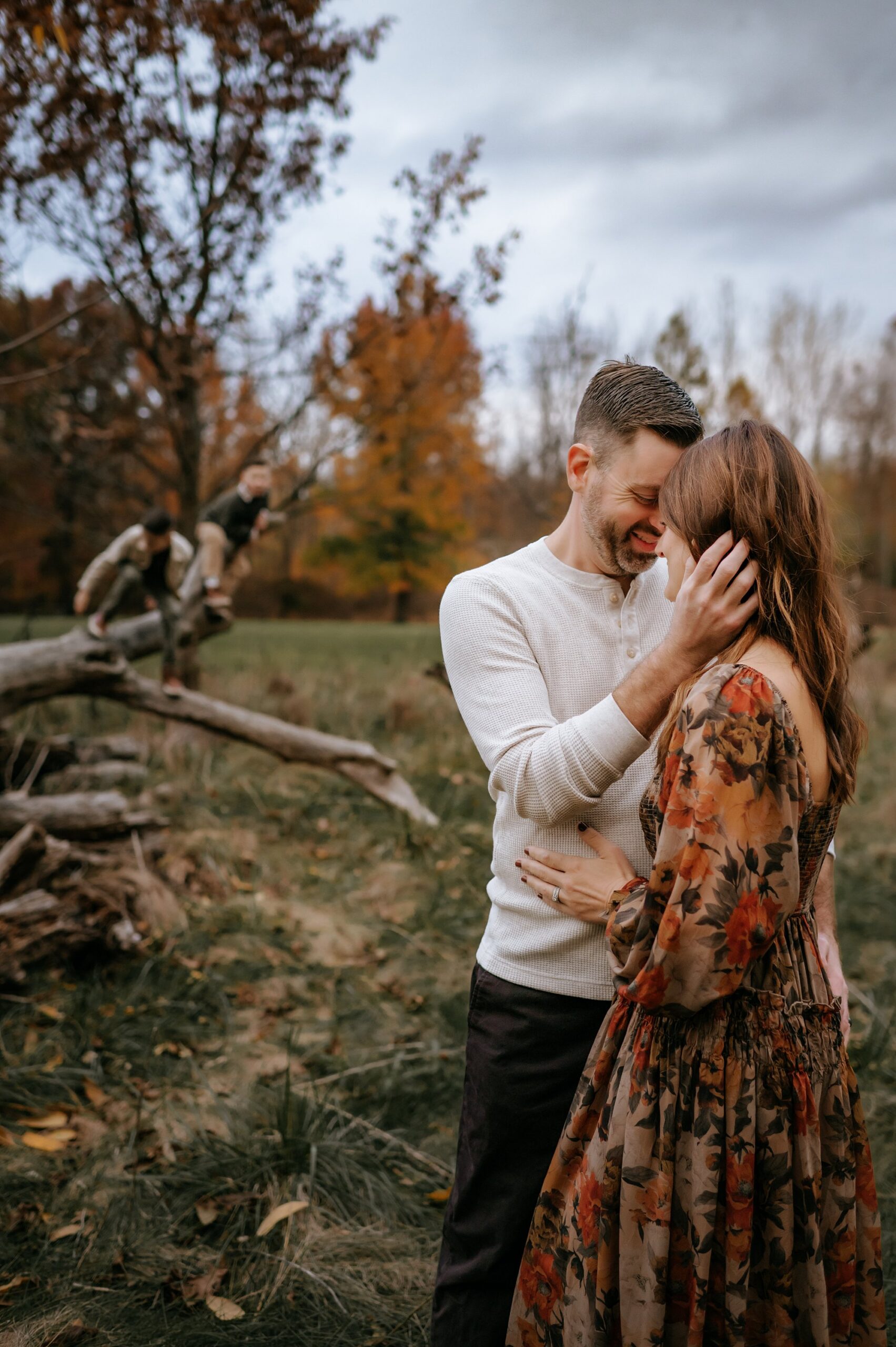 Fall Family Photos at Side Cut MetroPark