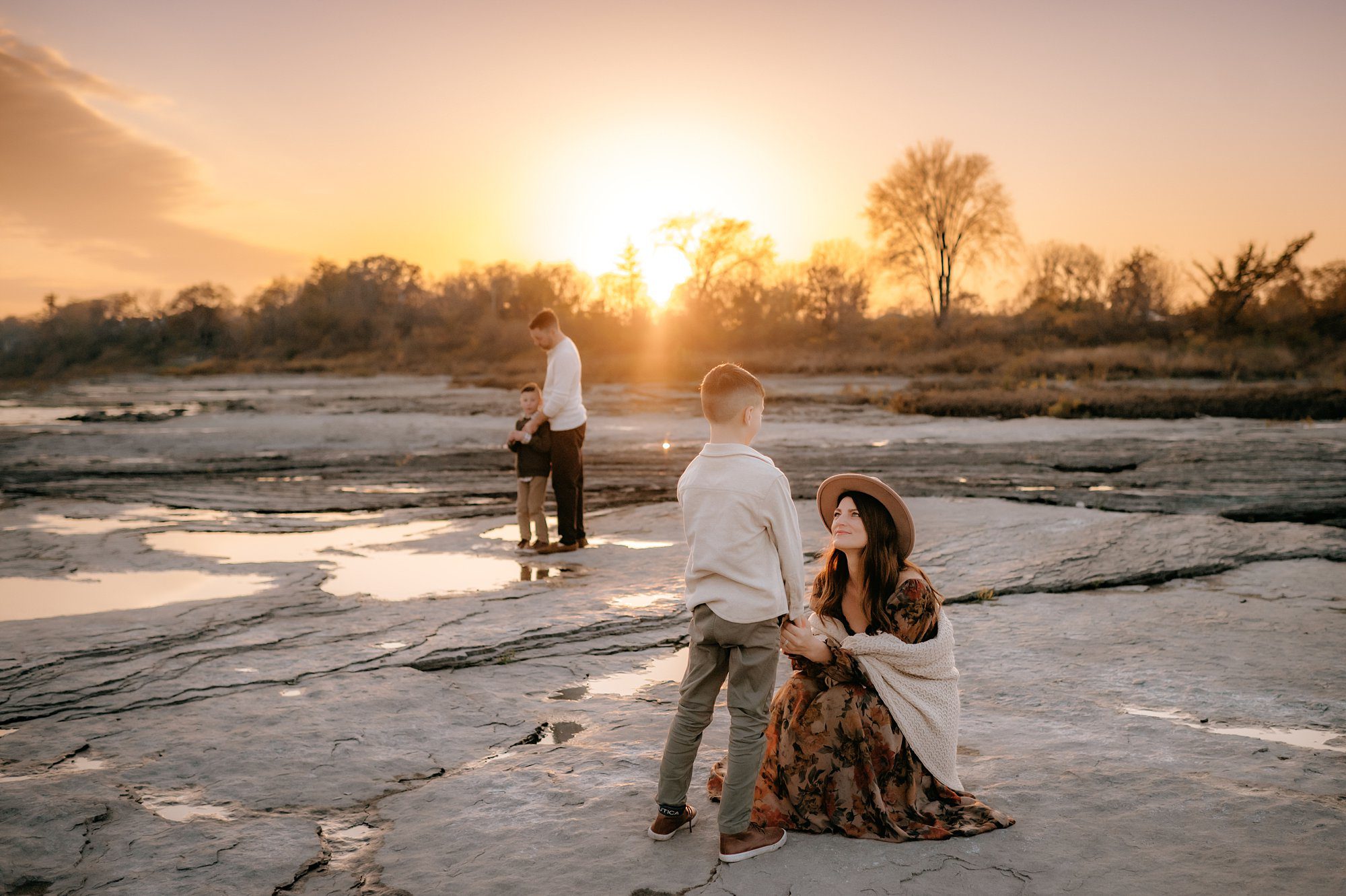 Fall Family Photos at Side Cut MetroPark
